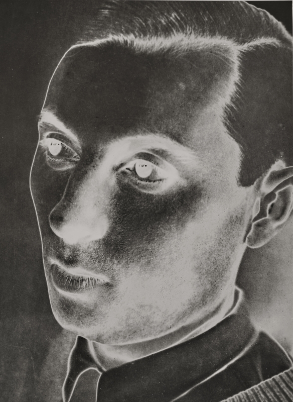 Regards noirs (et blancs)  - Maurice  Tabard 